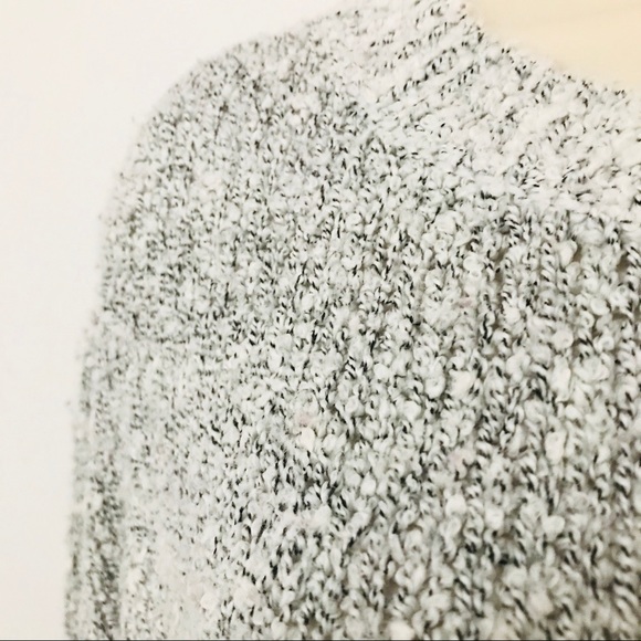 H&M Divided Knit Sweater Comfy Grey Size Small - Picture 3 of 8